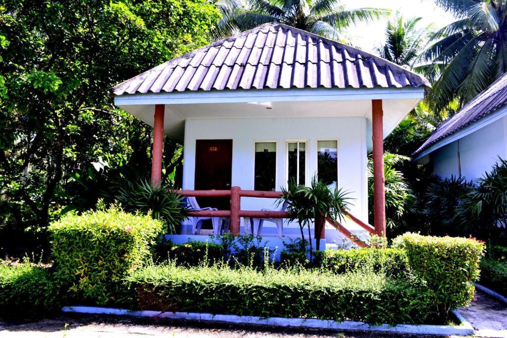 Koh Yao Chukit Dachanan Resort Jaunoj-sziget Szoba fotó